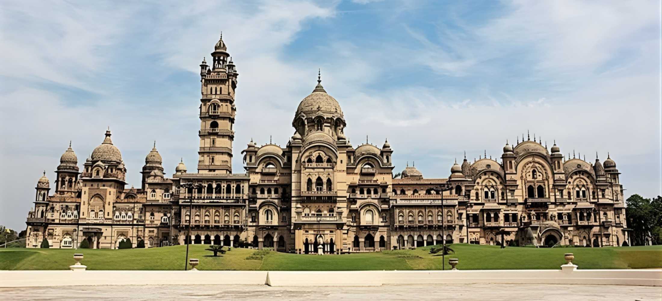 Gujarat Travel Guide for First-Time Travelers – Top Places, 7-Day Itinerary & Travel Tips